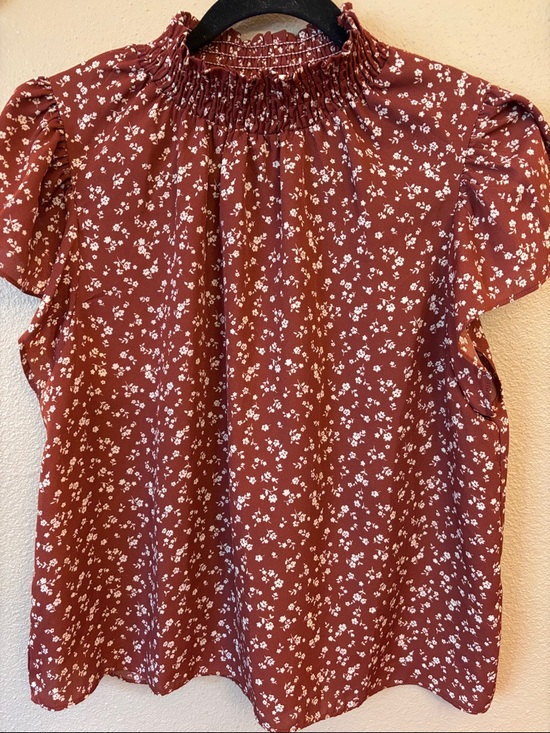 Paper Crane Tops - Paper Crane Large Rust White Floral High Neck Puff Flutter Short Sleeve Top